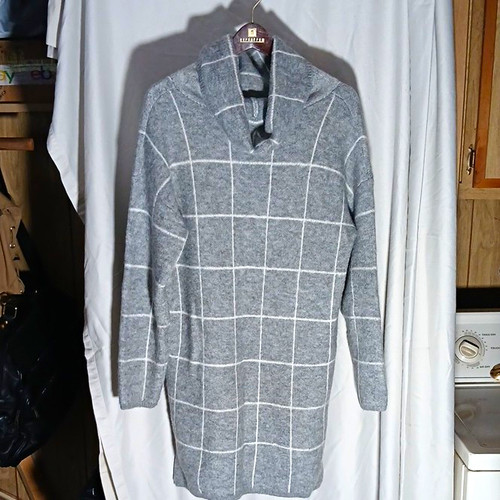 Lumière Women's M Gray White Check Knit Cowl Neck Long Sleeve Pullover Sweater