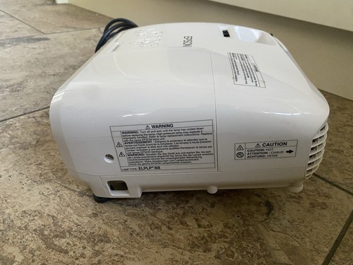 Epson EH-TW5300 Full 1080p Home Cinema Projector Complete With Remote - Picture 6 of 7