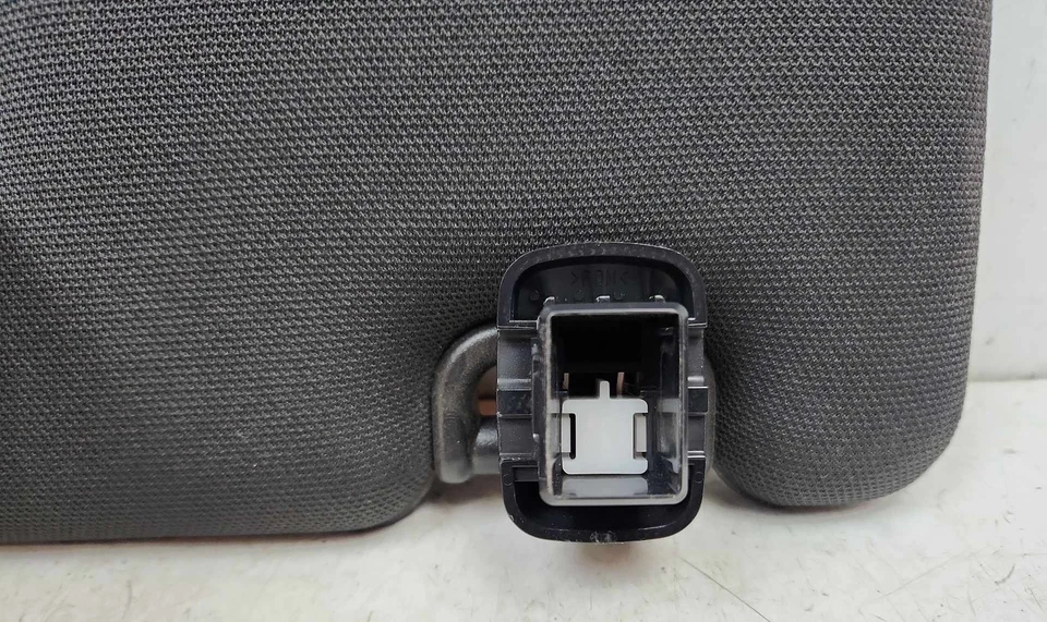 15-21 Subaru WRX STI RH lado pasajero parasol negro con luz OEM 92011VA220JC Foto 4 de 4