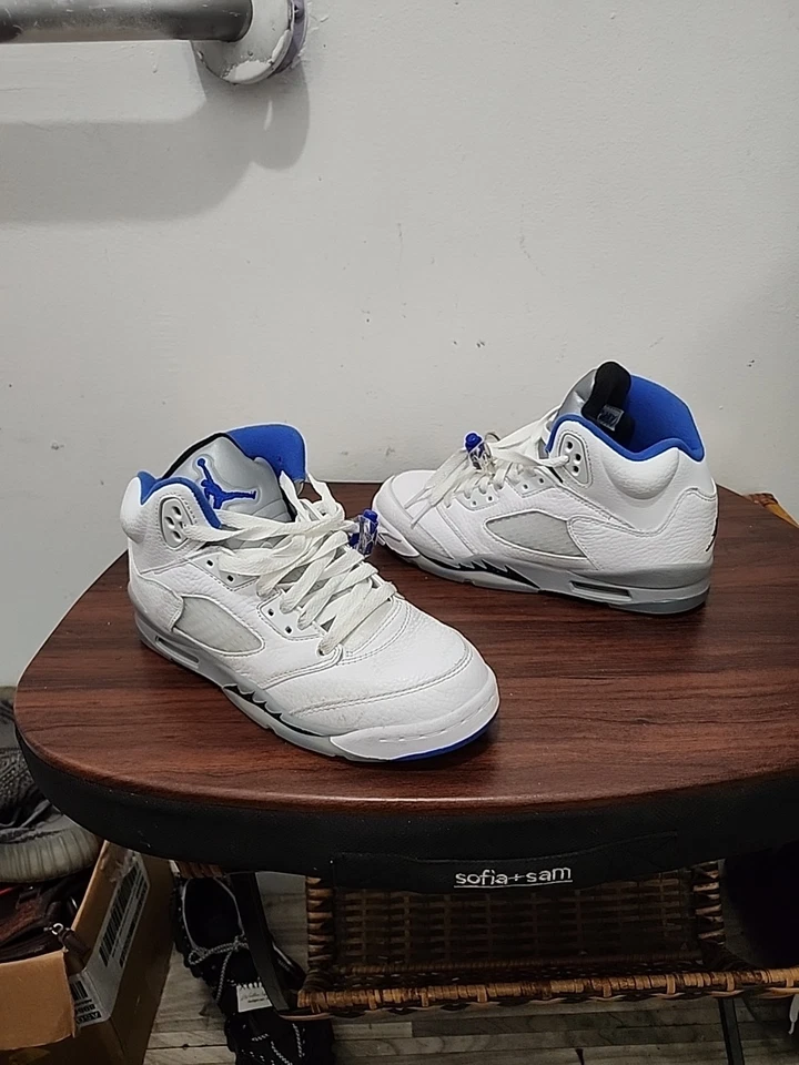 Size 4.5Y - Air Jordan 5 Retro Stealth 2.0 - Image 2 of 4