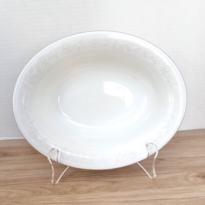Wedgwood Bone China ST. MORITZ Oval Open Vegetable Bowl Floral Rim Platinum Trim