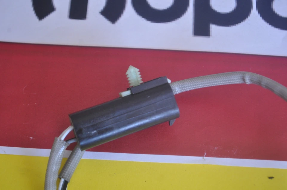 OEM MOPAR 1995-96 DODGE AVENGER EAGLE TALON SEBRING OXYGEN SENSOR O2 MOTOR  - Image 3 of 4