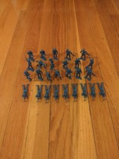Lot of 27 Vintage MPC Blue Battling Army Men Toy Soldier Figures