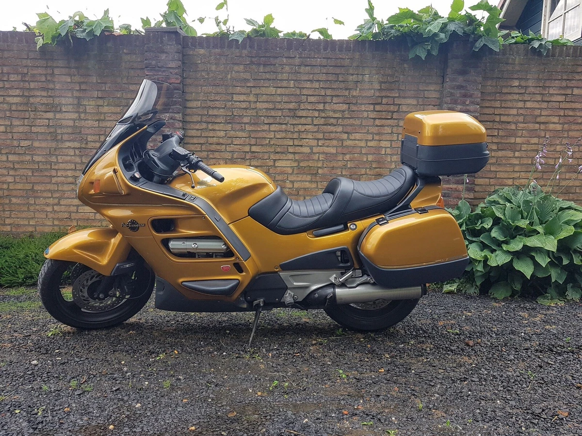 2001 2024 honda st1100
