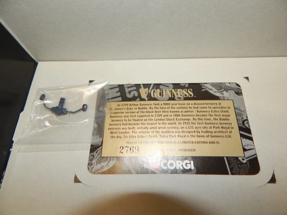 CORGI LEYLAND OCTOPUS WITH CONTAINER GUINNESS 23701 BNIB 1:50 - Image 4 of 4