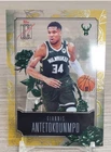 2025 Topps Signature Giannis Antetokounmpo Base (RAW)