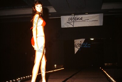 Pretty woman beautiful pinup girl glamour candid 35mm Slide U4v7