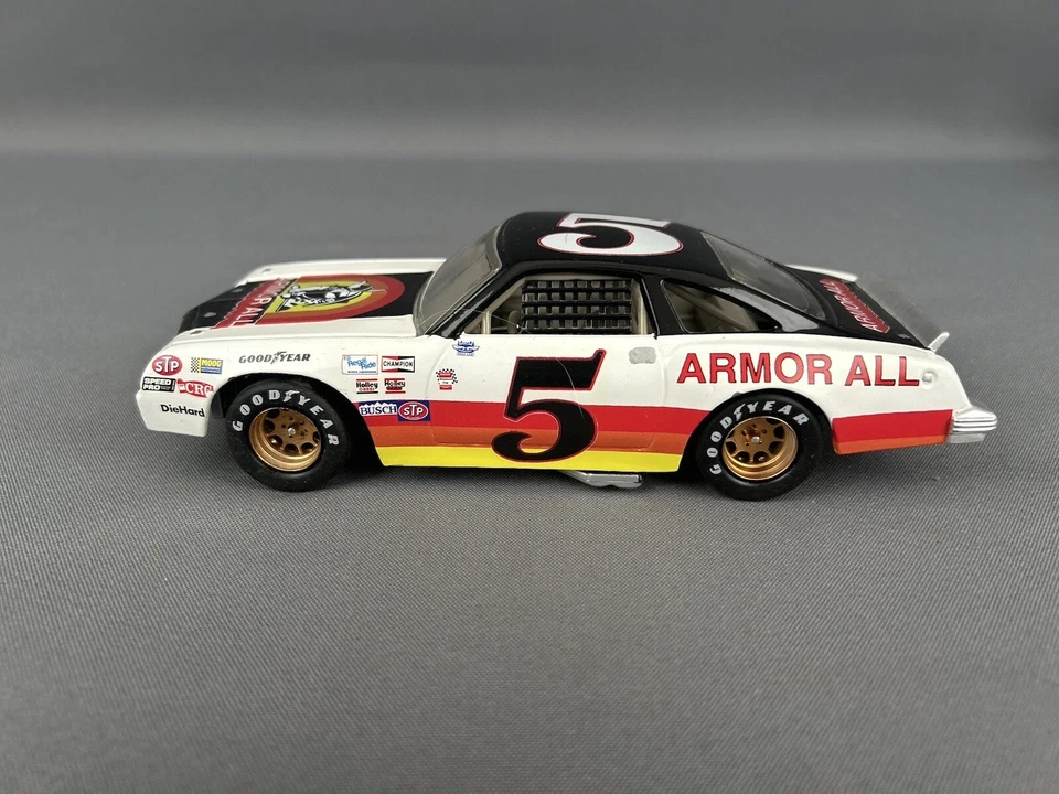 Acción personalizada escala 1/24 1976 Neil Bonnett #5 armadura todo Oldsmobile Cutlass Foto 2 de 4