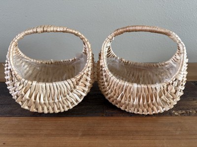 Set of two Farmhouse Woven Wicker Baskets w/ sturdy Handles and Liners