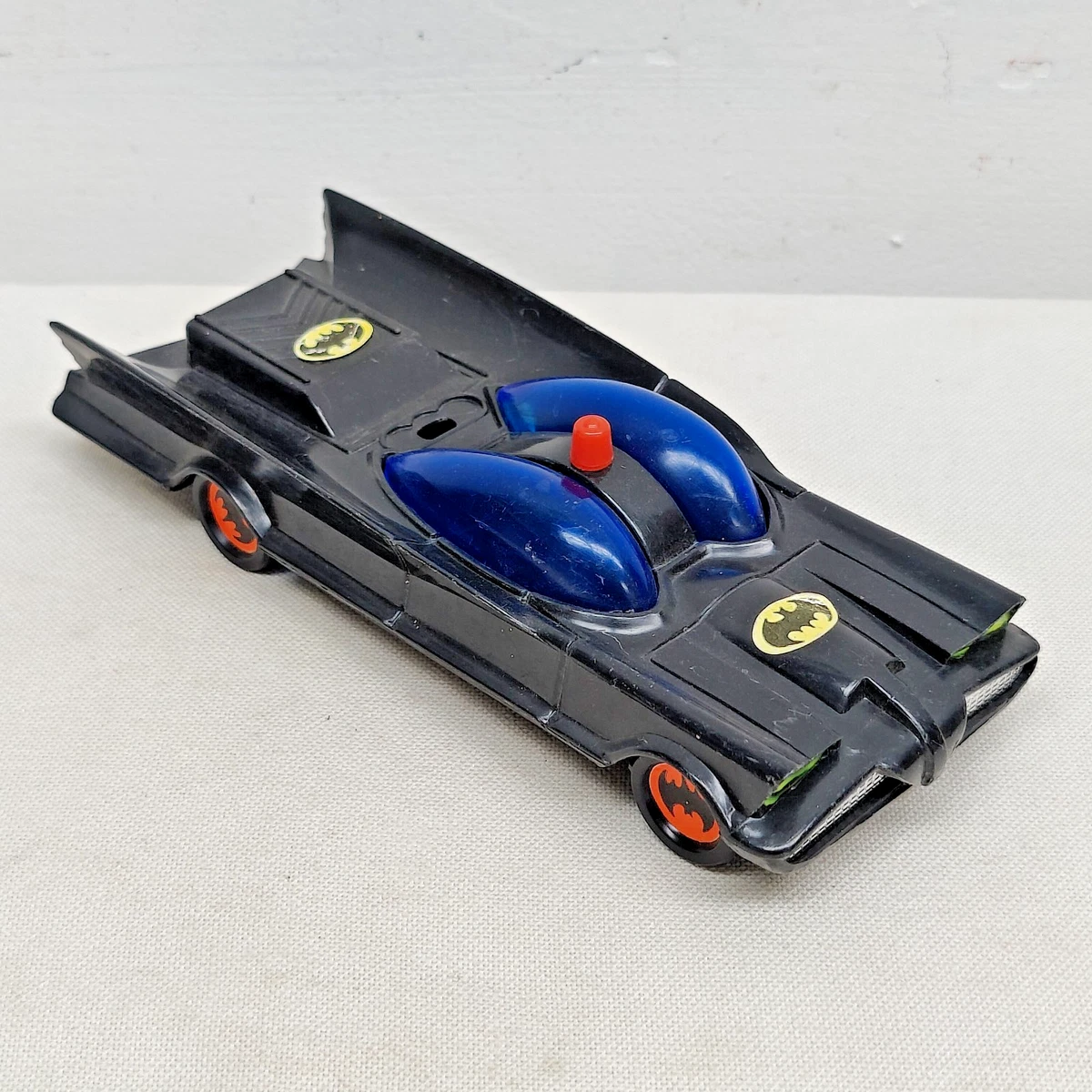 Batman 1966 Vehicle Year Vintage Manufacture Diecast Cars, Trucks