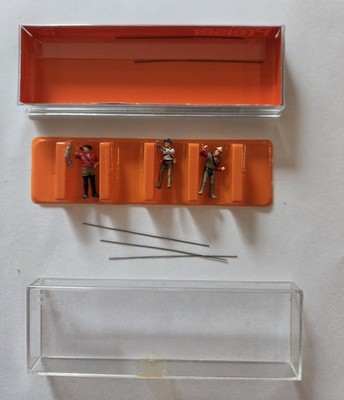 Preiser 10077 HO 1:87 Scale Fishermen Partial Set of 3