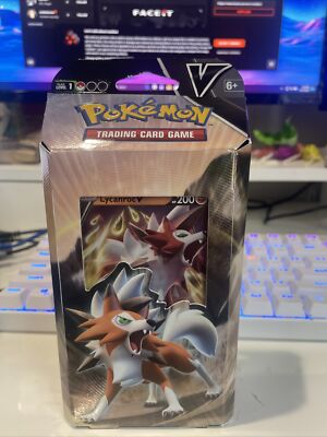 Pokemon TCG: Sword & Shield - V Battle Deck Theme Deck (Lycanroc)