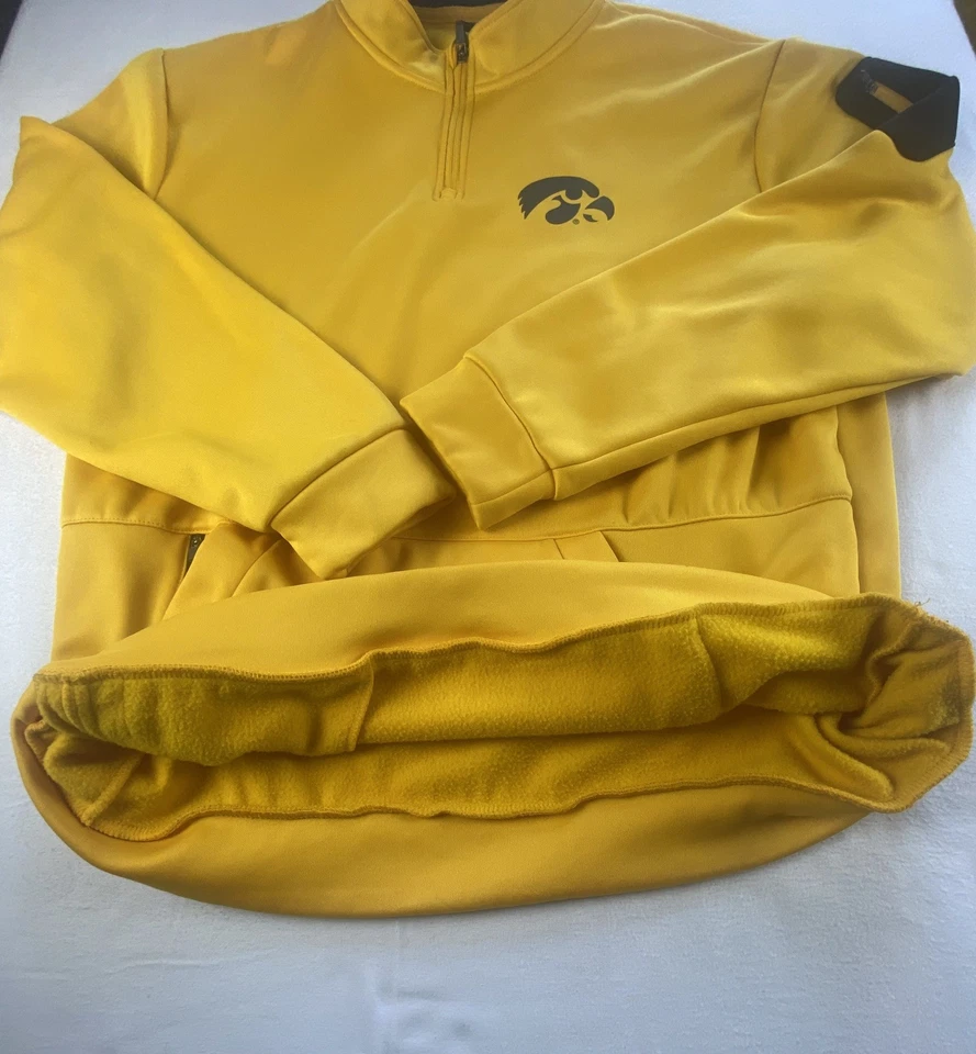 Iowa Hawkeyes Colosseum XXL Yellow Utility Pullover Zip Pockets Arm Pocket - Image 3 of 4