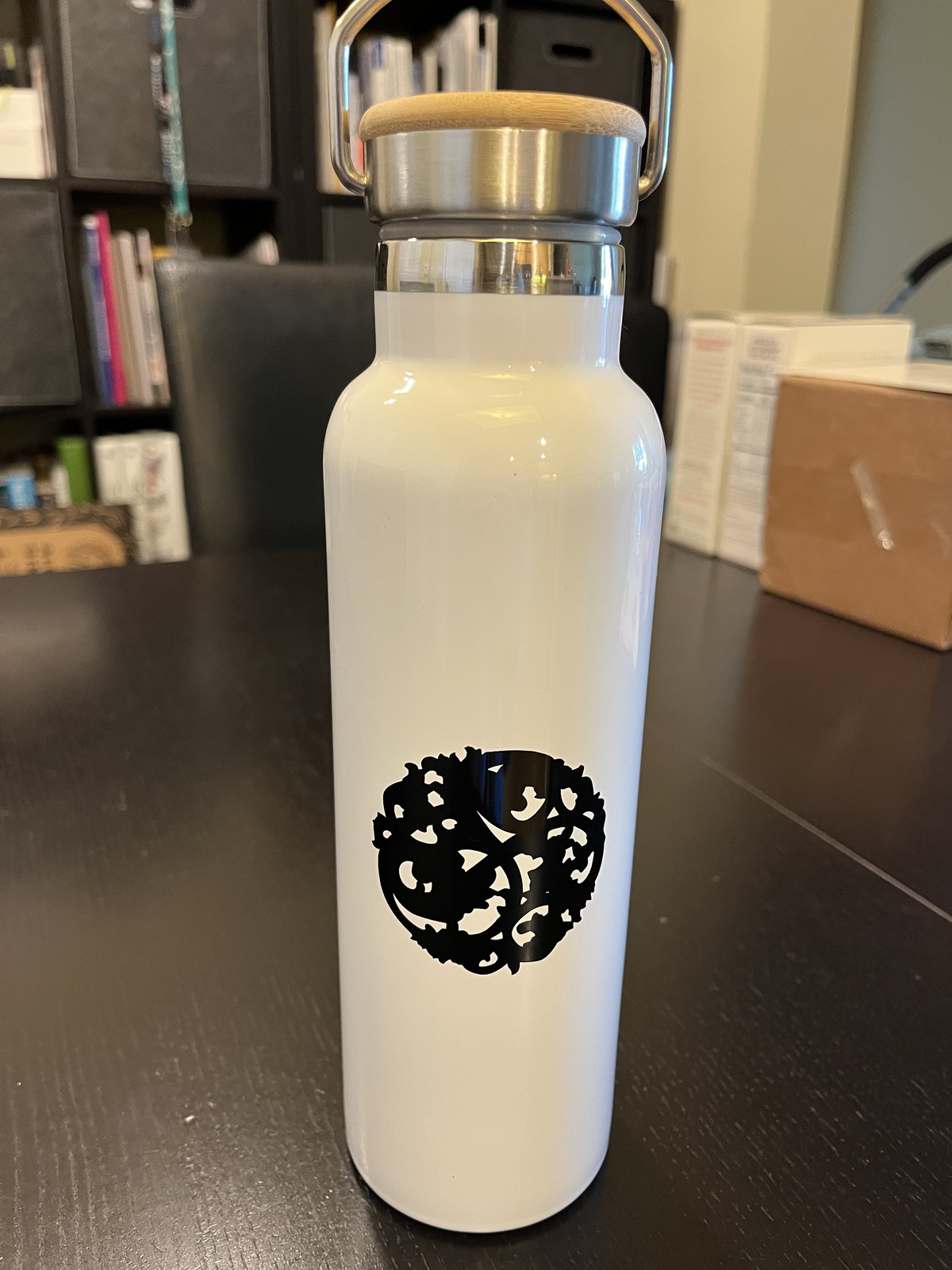 NEW Black and White Damask Design Reuseable Water Bottle, BPA Free, 21 oz