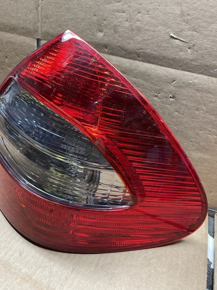 Luz trasera derecha derecha #S350 para Mercedes Benz E320 E500 2007 2008 2009 sedán Foto 3 de 4