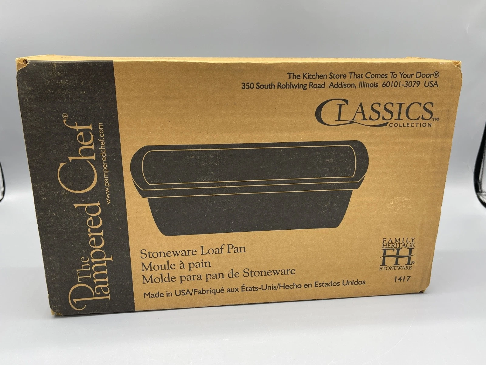 PAMPERED CHEF Family Heritage Collection Stoneware Loaf Pan 1417 NEW In Box
