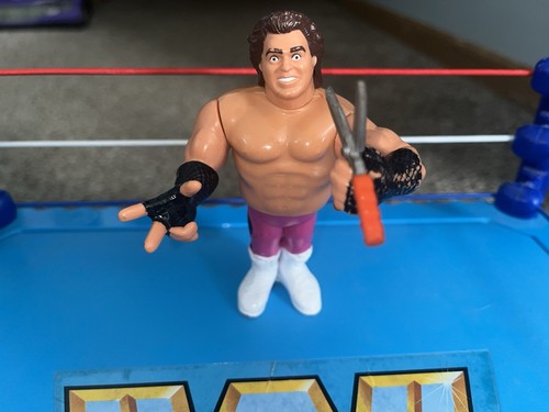 WWF Hasbro BRUTUS THE BARBER BEEFCAKE Series 1 Wre...