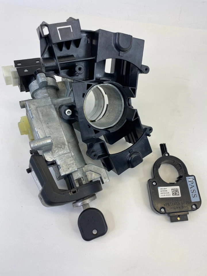 2008-2017 Buick Enclave Ignition Switch Lock Cylinder & Key 22756010 OEM - Image 4 of 4