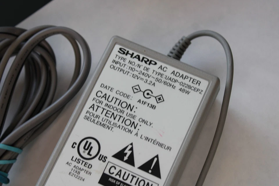 Sharp UADP-0228CEPZ 12V 3.2A Power Supply AC Adapter LC15M4U LC13B2U LC15B2U - Image 2 of 4