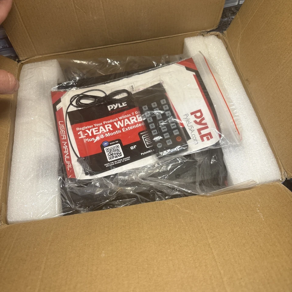 Pyle PFA600BU 2-Channel PA Bluetooth Karaoke Amplifier w/ FM, USB/SD, Mic, Remot - Image 2 of 4