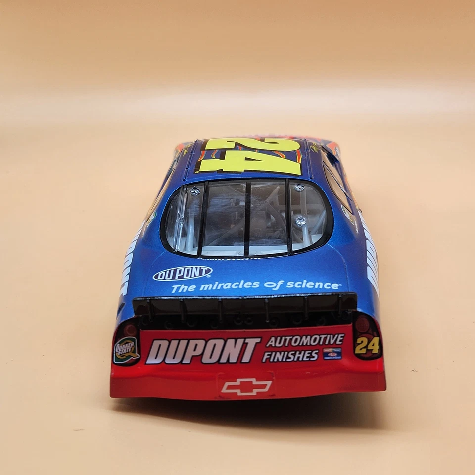 Vintage 2004 Jeff Gordon DuPont #24 Monte Carlo NASCAR Diecast Car 1:10 Scale - Image 4 of 4