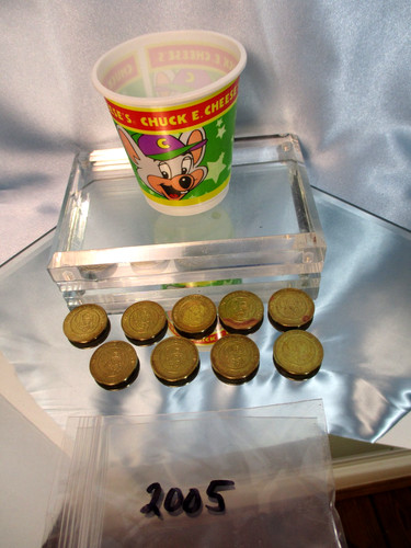 Lot of -9- Chuck E. Cheese Year 2005  Tokens Chucky Cheese's Coins