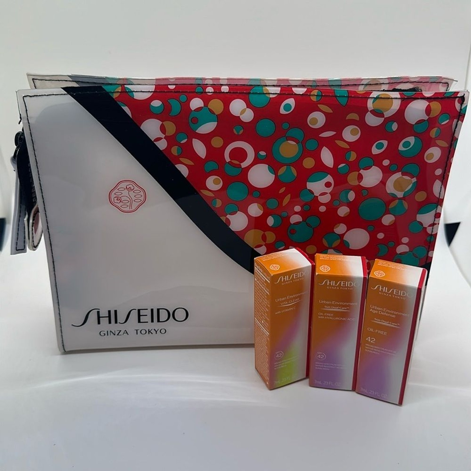 Gift Set Nwt Makeup Bag With 3x Spf Protection
