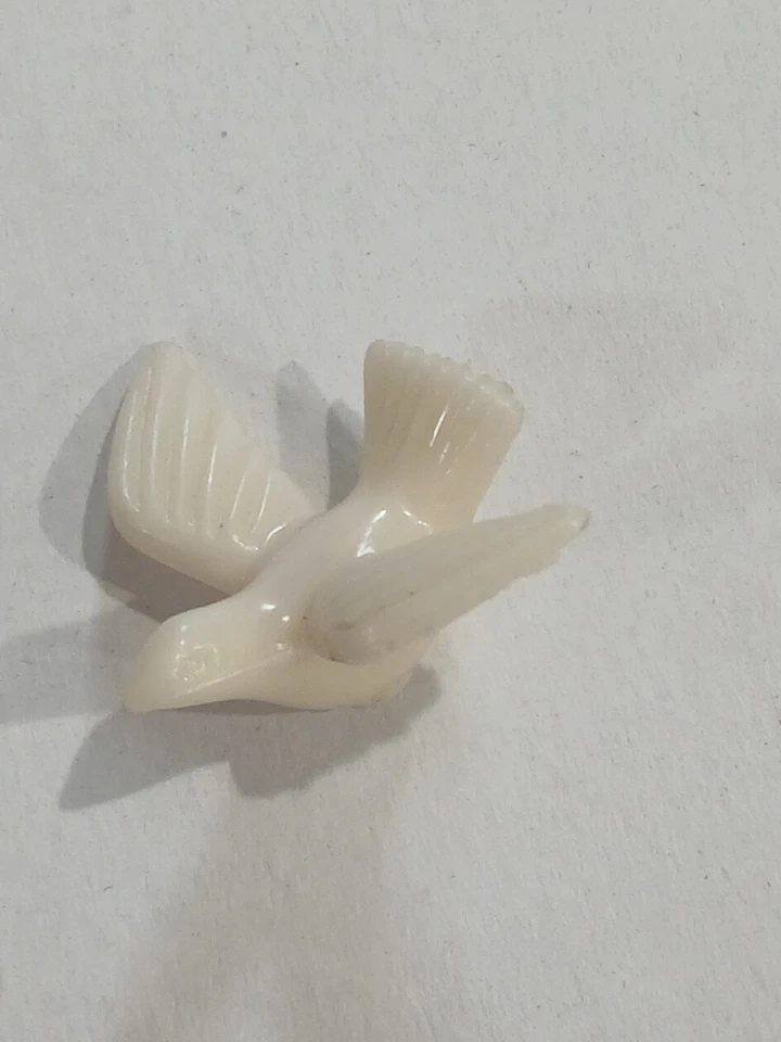  16 Vintage WEDDING Bride Groom CAKE TOPPERS Hard Plastic, doves - image 4 of 4