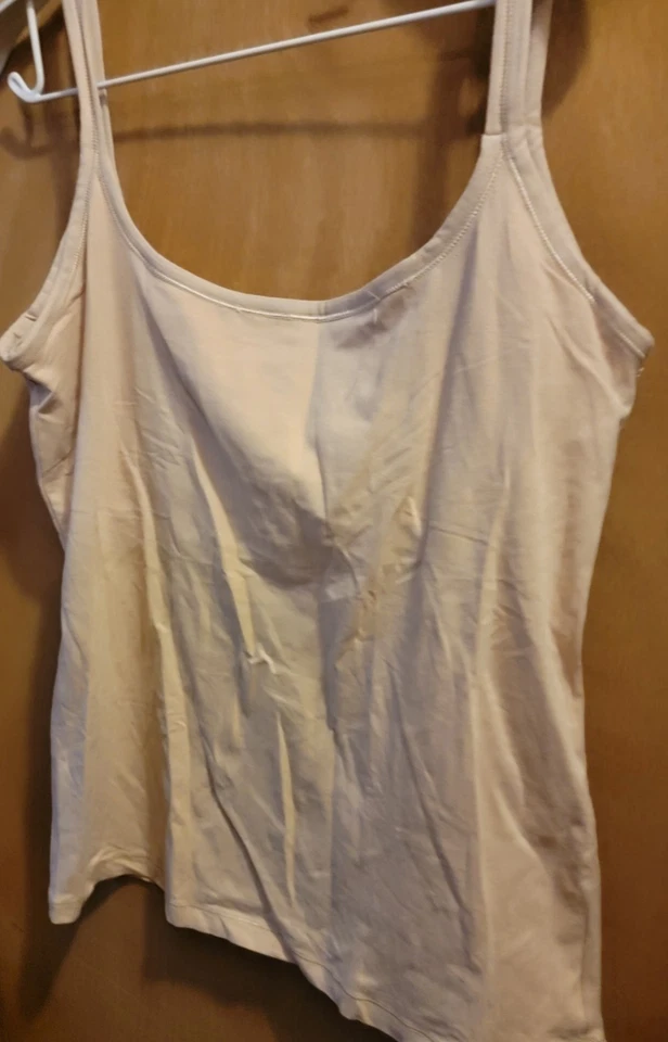 Best Fitting Undershirt Womens Plus Tan Cami w/shelf Bra 3x - Image 2 of 3