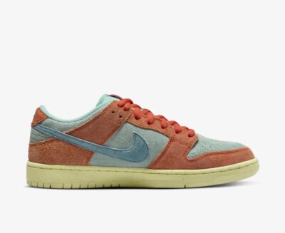 NEW Nike SB Dunk Low PRM Orange Emerald Rise Men s DV5429-800 SIZE 11.5