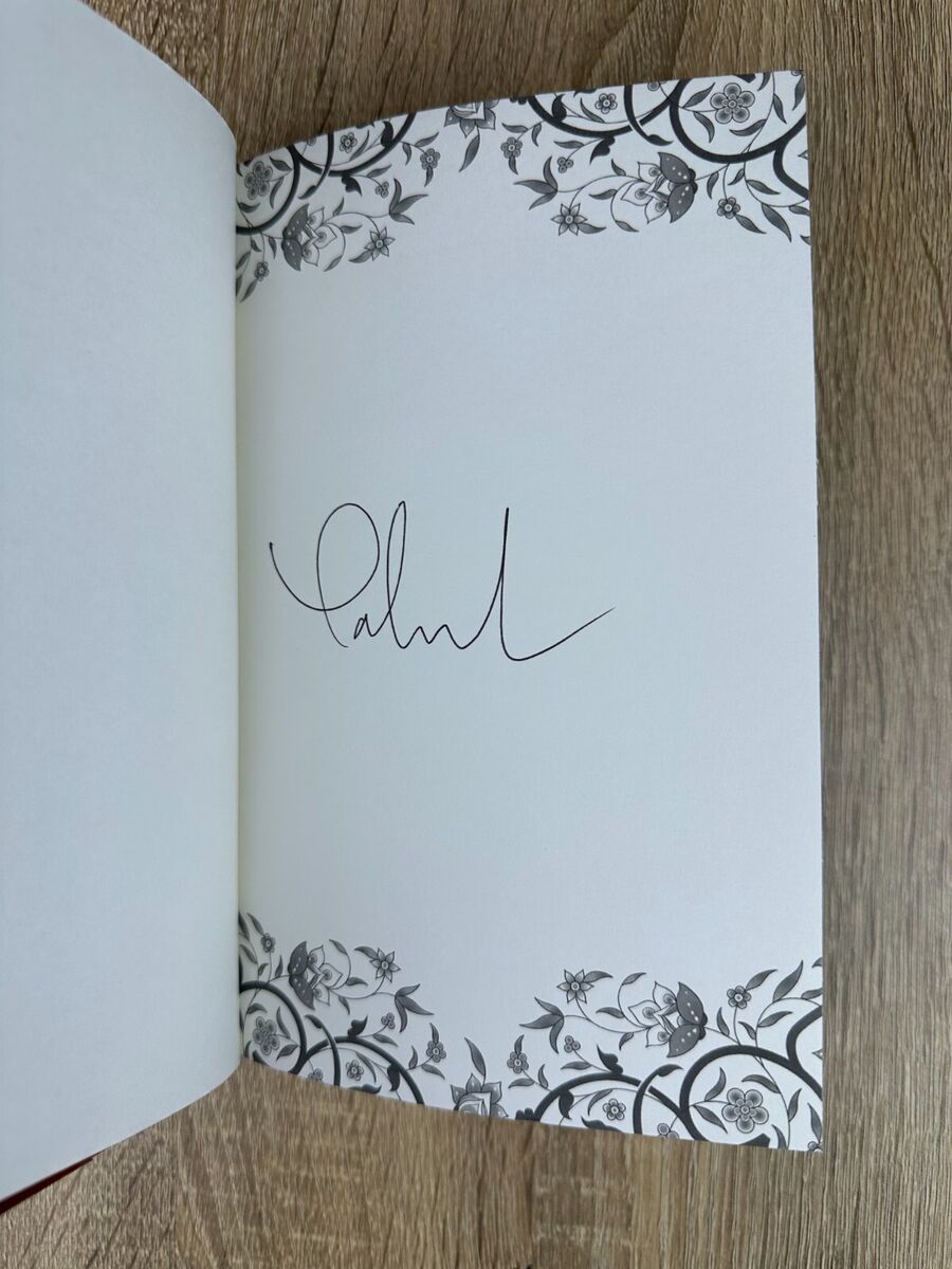 This Woven Kingdom, Signed 1st Edition, by Tahereh Mafi | eBay This Woven Kingdom, Signed 1st Edition, by Tahereh Mafi | eBay