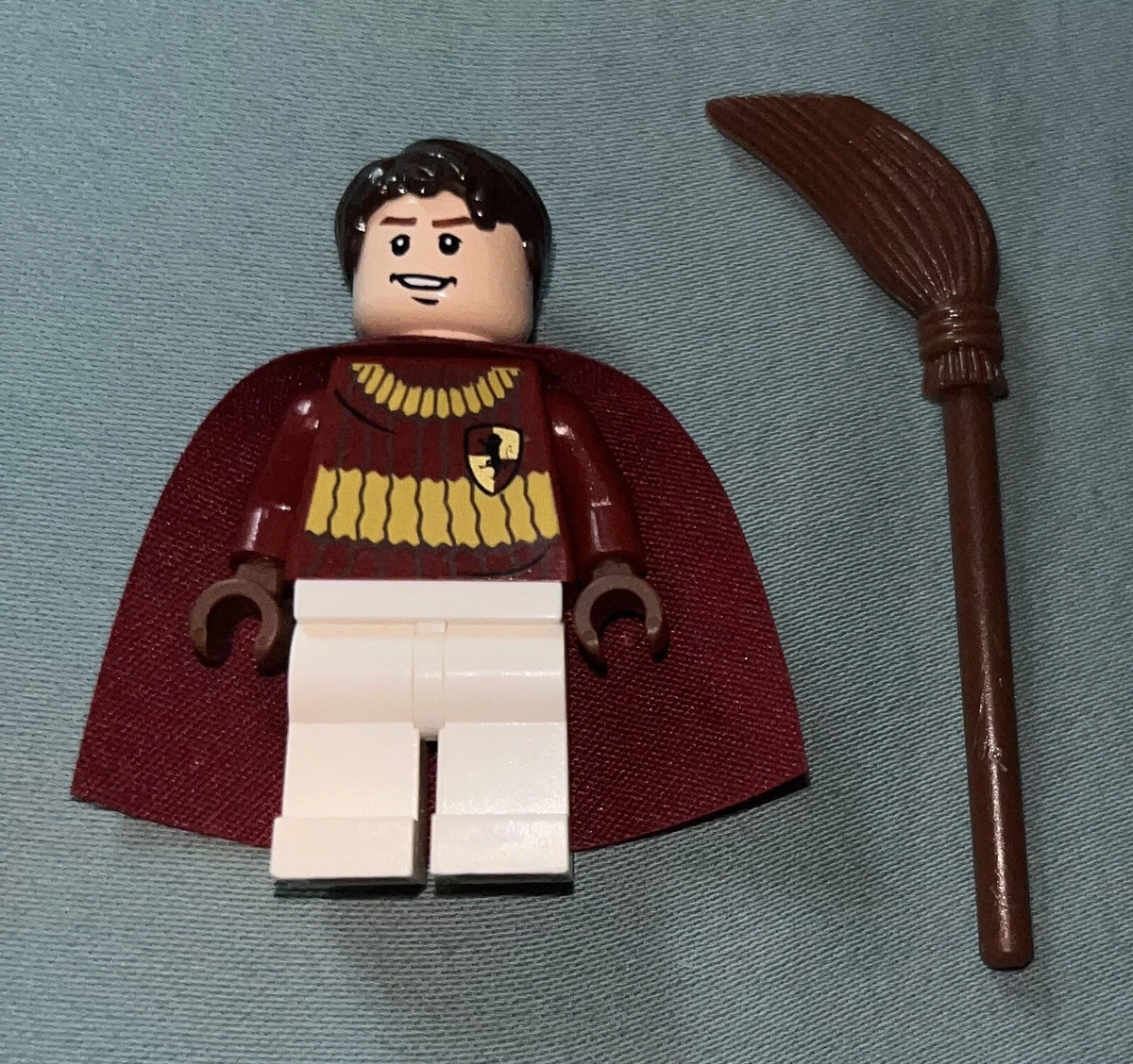 LEGO Harry Potter Oliver Wood Minifigure W Broom Quidditch