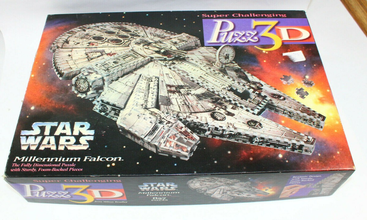 Star Wars Puzz3D 3D Puzzle Millennium Falcon MB 823 Pieces