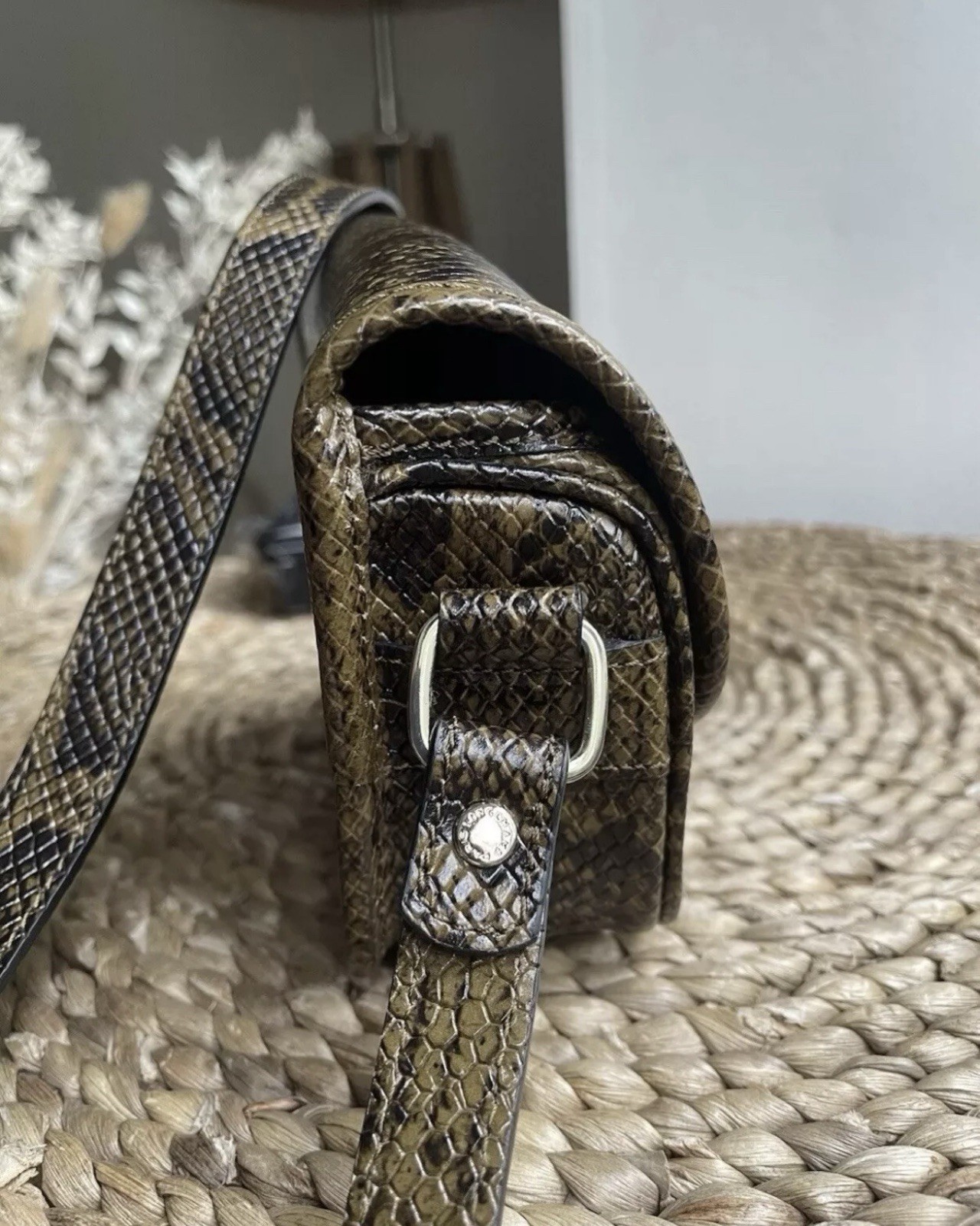 Longchamp Calfskin leather with python pattern sm… - image 6