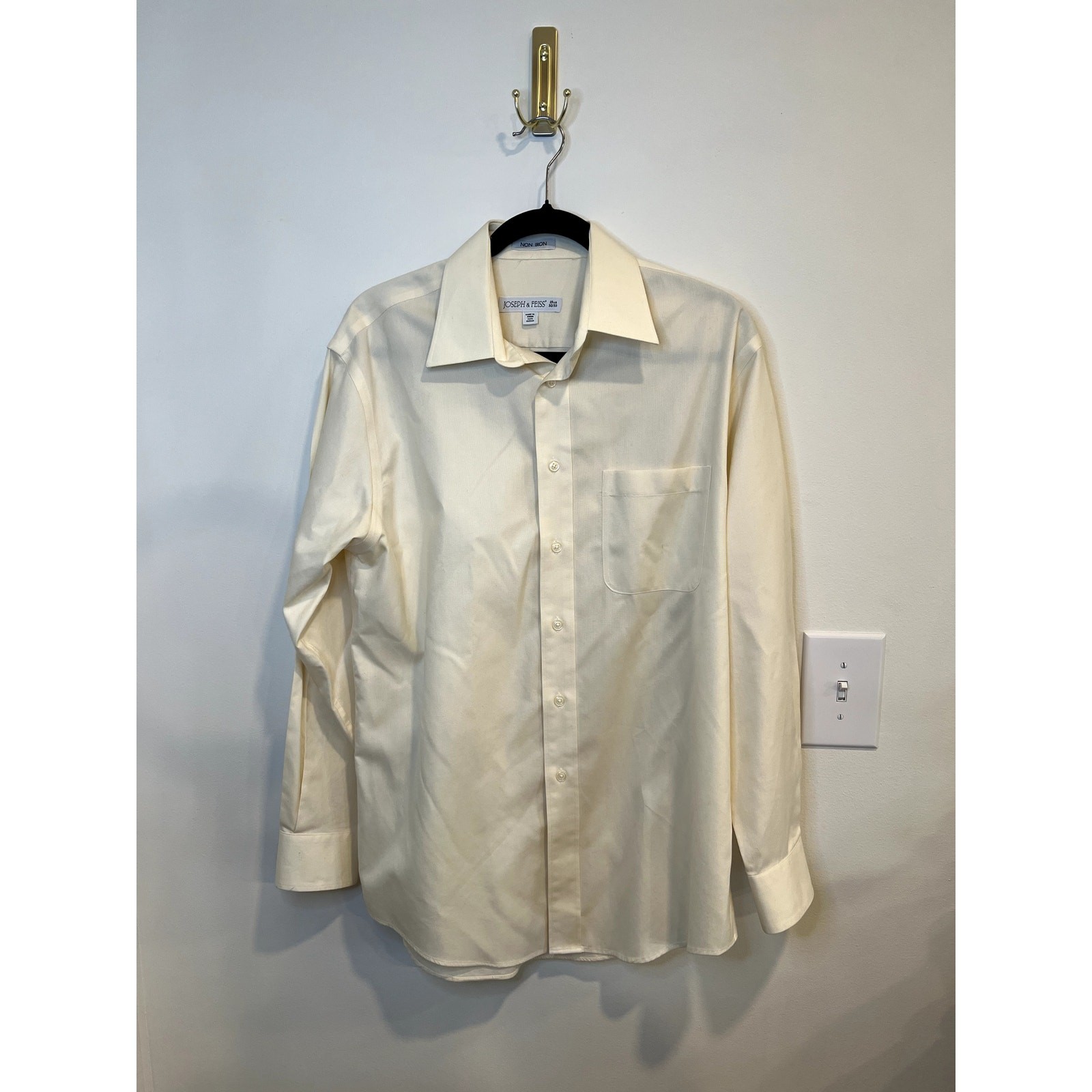 Joseph & Feiss Non Iron Dress Shirt Men’s 15.5 32/33 Cream Button Up
