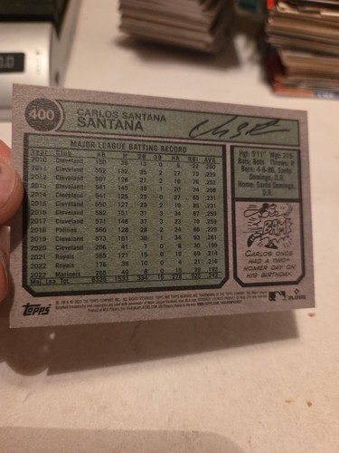 2023 TOPPS HERITAGE BASEBALL SP HIGH NUMBER CARLOS SANTANA #400 - Picture 6 of 6