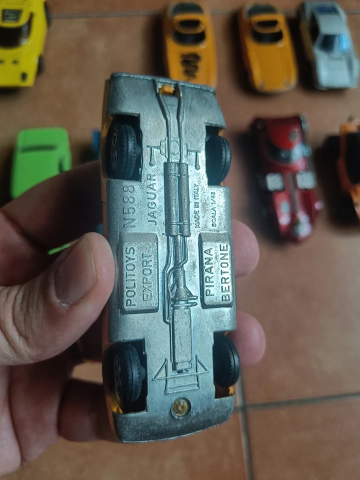 Lotto 10 automodelli Politoys Matchbox Mercury Mebetoys Corgi in scala 1/43 - Immagine 3 di 4