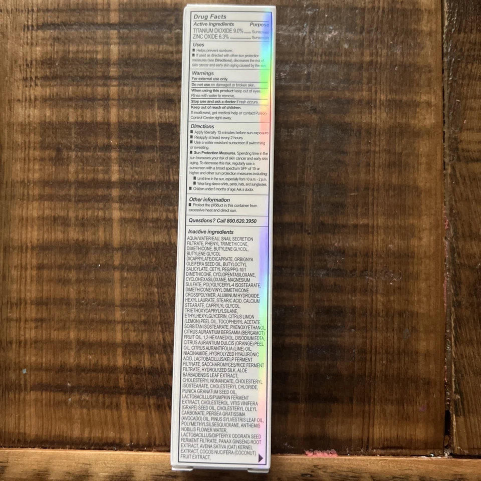 It Cosmetics 2523626 Bye Bye Foundation 1 Oz Moisturizer - Medium NEW - Image 3 of 3