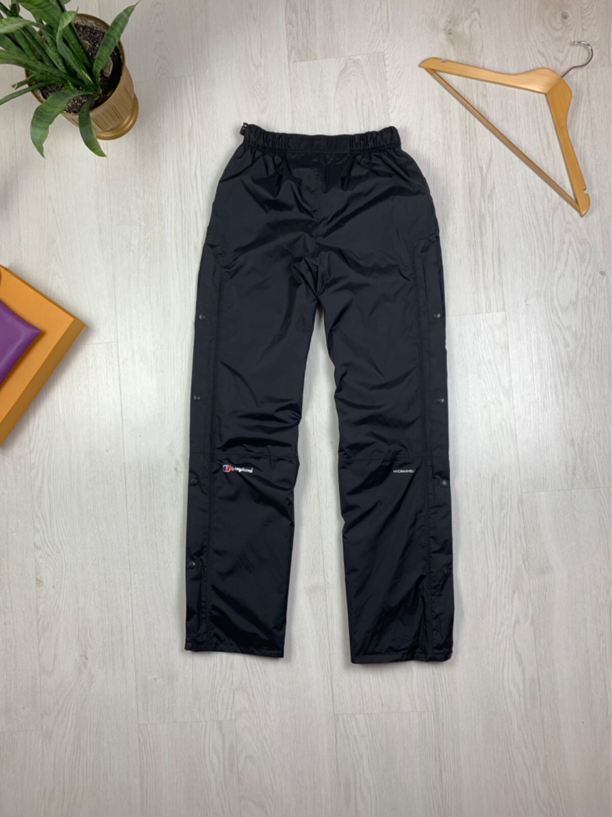 Berghaus Outdoor Stormcloud HYDROSHELL Womens Pan… - image 1