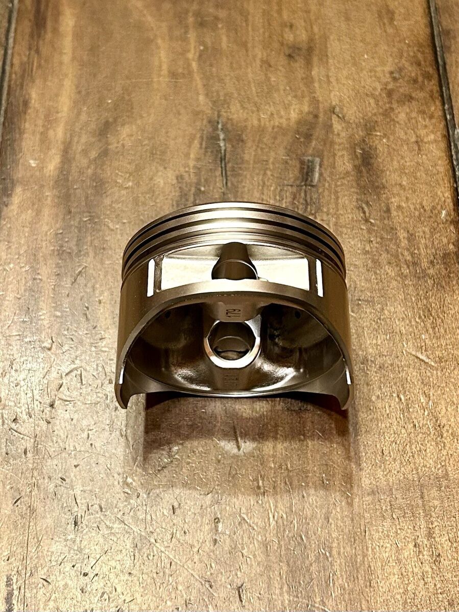 NEW Genuine HONDA Piston EB2800I EG2800I GC190 GCV190 HRX217 NEW Genuine HONDA Piston EB2800I EG2800I GC190 GCV190 HRX217