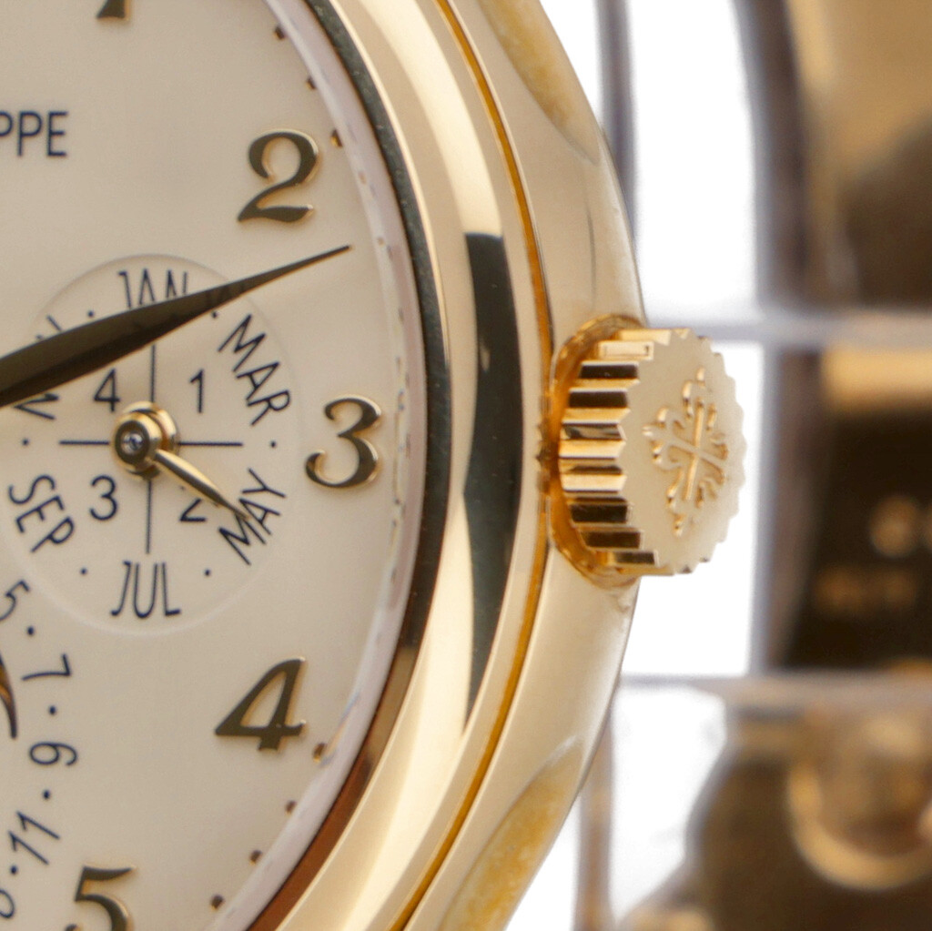 Patek Philippe Grand Complications 5327J-001 with 39mm 18ct Yellow