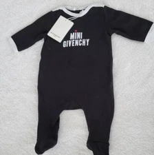 NWT NEW Givenchy baby boys black Logo Romper with white edging 1m H97036