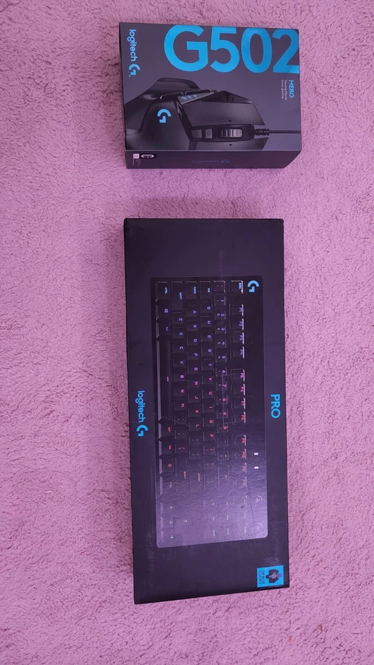 Teclado y ratón para juegos Foto 3 de 4