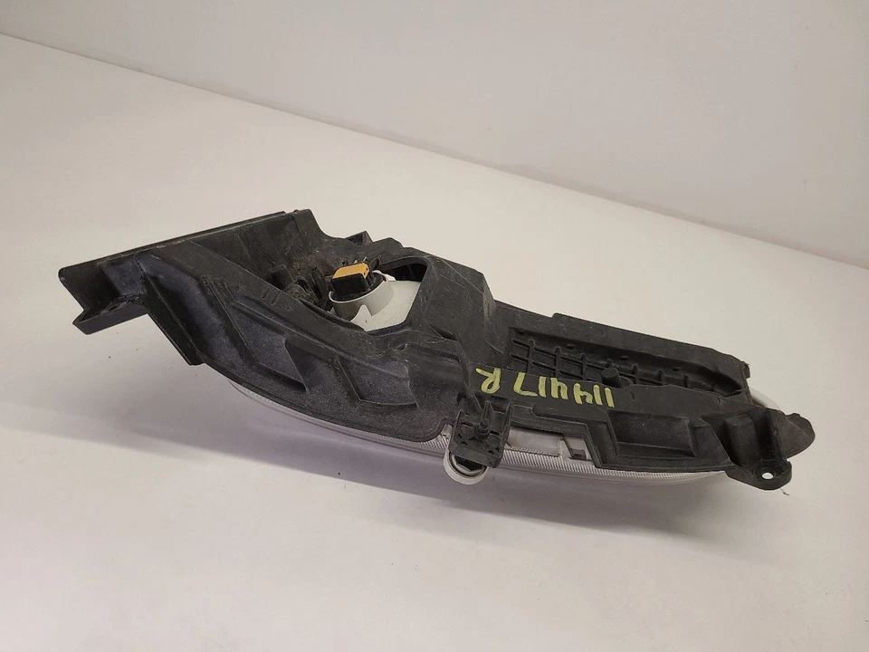 2013 - 2016 HYUNDAI SANTA FE Passenger Corner/Park Light Fog-driving SWB Sport  - Изображение 4 из 4