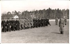 Foto Ak Kasernierte Volkspolizei, Polizisten in Uniformen, DDR - 10945526