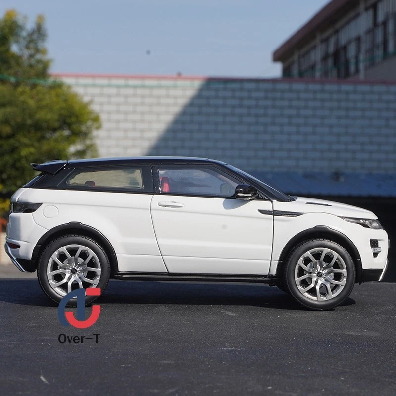 Original 1:18 GTA Range Rover Evoque off-road vehicle alloy car model - Image 3 of 4