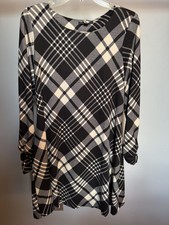 R&K Elegant BLACK/WHITE Long Sleeve Plaid Shift Dress Size 6