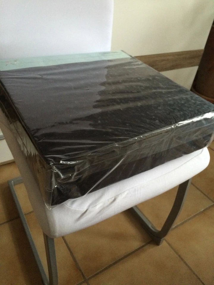 Stuhlerhöhung Orthopädische Sitzerhöhung Sitzkissen 40 x 40 x 10 cm, schwarz