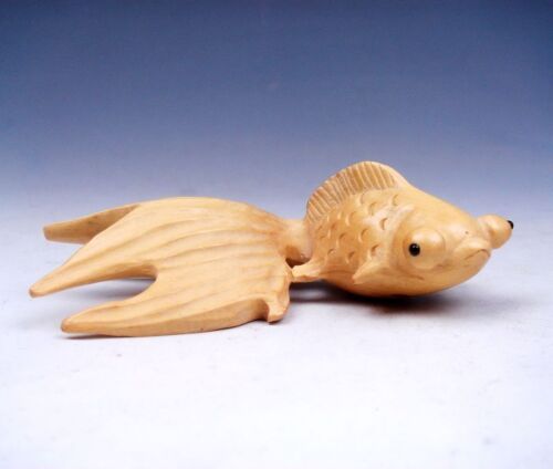 Netsuke in legno di bosso giapponese intagliato a mano occhi grandi coda grande pesce rosso #09222201 - Foto 1 di 5