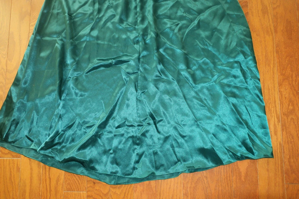 L❤️ Vintage ❤️VICTORIA'S SECRET ❤️VESTIDO MAXI SUJETADOR LARGO CON LENTEJUELAS SATINADAS VERDE Foto 3 de 4